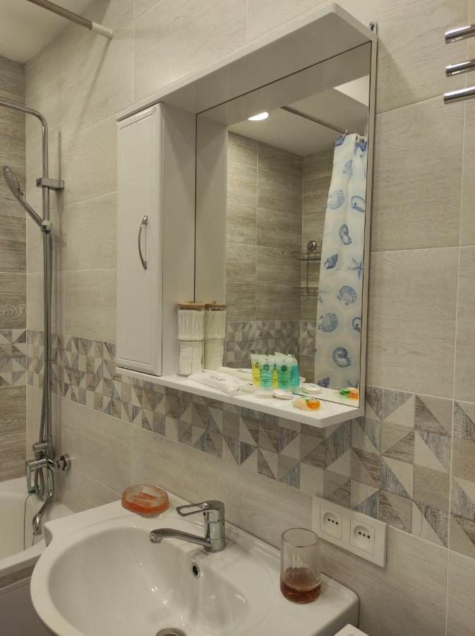Уютная Квартира-Студия Жк Lotus Terrace Apartment Almaty Exterior photo